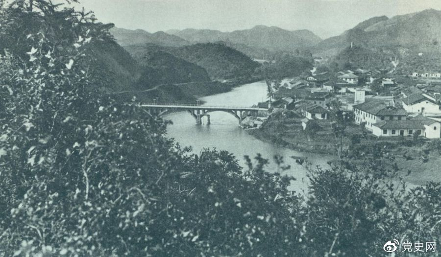 1930年12月，紅軍在龍岡地區(qū)殲滅國民黨軍第十八師近一萬人，活捉敵師長張輝瓚。圖為作戰(zhàn)舊址江西興國東北的龍岡。